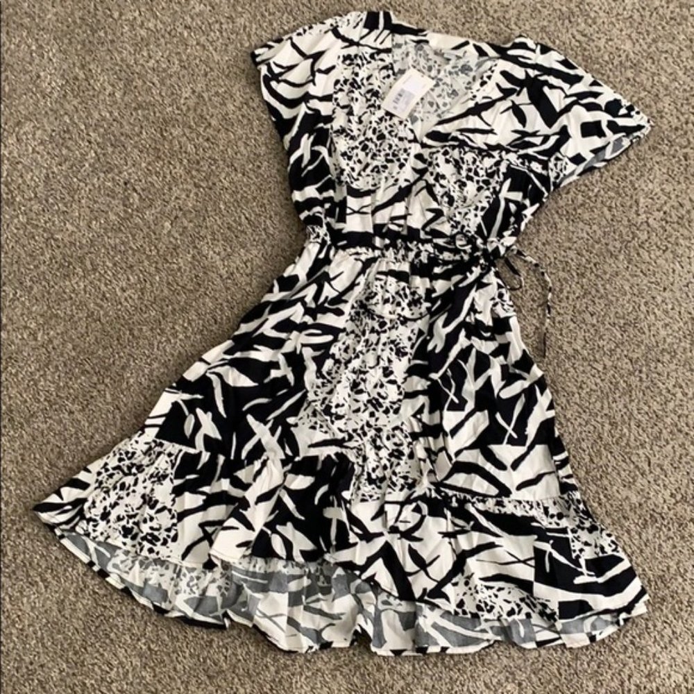 SOLD... A New Day Black & White Wrap Dress XS